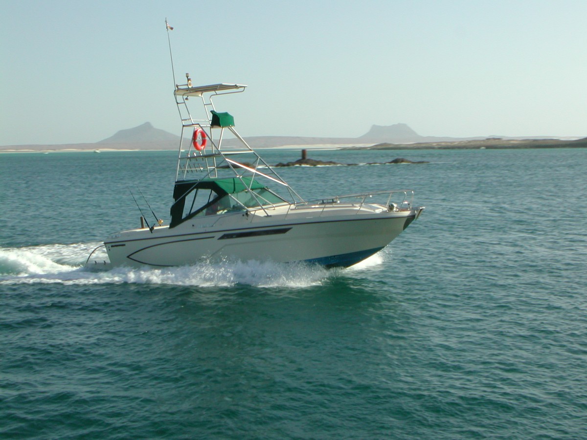 Vendesi barca Boavista Capoverde