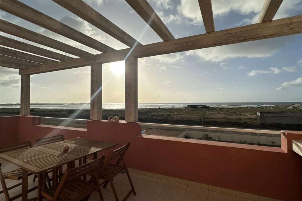 Appartamenti a Boavista T1 Por Do Sol, Sal Rei: 60 mq, terrazza vista mare 19 mq, piscina condominiale, arredato; soluzione per vacanze o investimento.